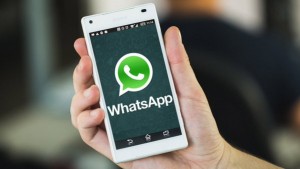 How to Add a WhatsApp Widget to Your Lock Screen?