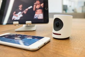 Livestream Movi Brings Multi-Camera Polish Into A Pocket-Sized Package